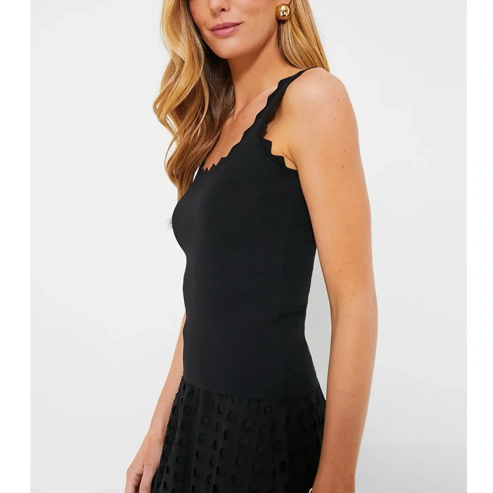 TUCKERNUCK Black Ric Rac Compression Tank - Picture 3 of 11